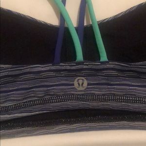 Lululemon sports Bra